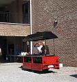 Onder een stralende zon, lekker barbecueen (3)